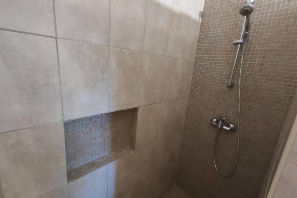 Logement Tout Confort Au Calme Entre Saint Tropez Et Les Gorges Du Verdon Le Thoronet Dış mekan fotoğraf