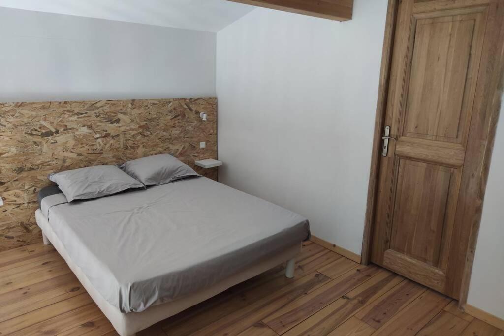 Logement Tout Confort Au Calme Entre Saint Tropez Et Les Gorges Du Verdon Le Thoronet Dış mekan fotoğraf